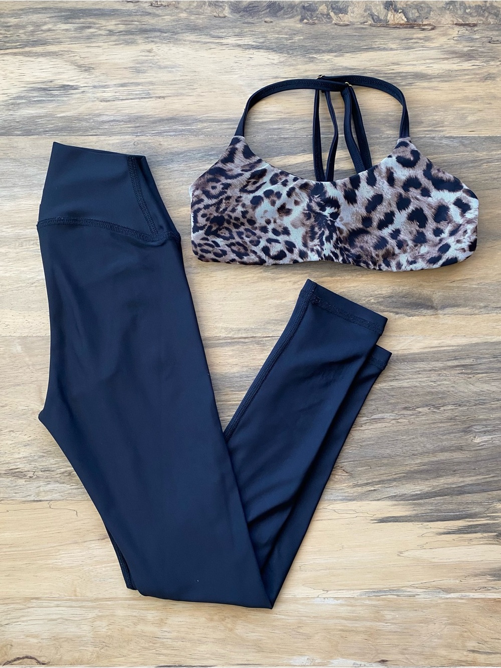 Five Dancewear Girl’s Cheetah Print Top YXL & Black Leggings YL
